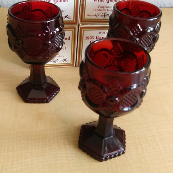 Vintage Avon Cape Cod Wine Goblet - Picture 5 of 6